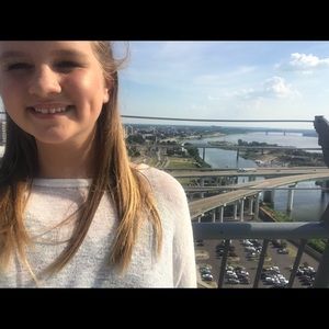 Meet your Posher, Kinsley